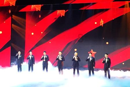 乌安全局：乌国防部官员和武器供应商贪污15亿！